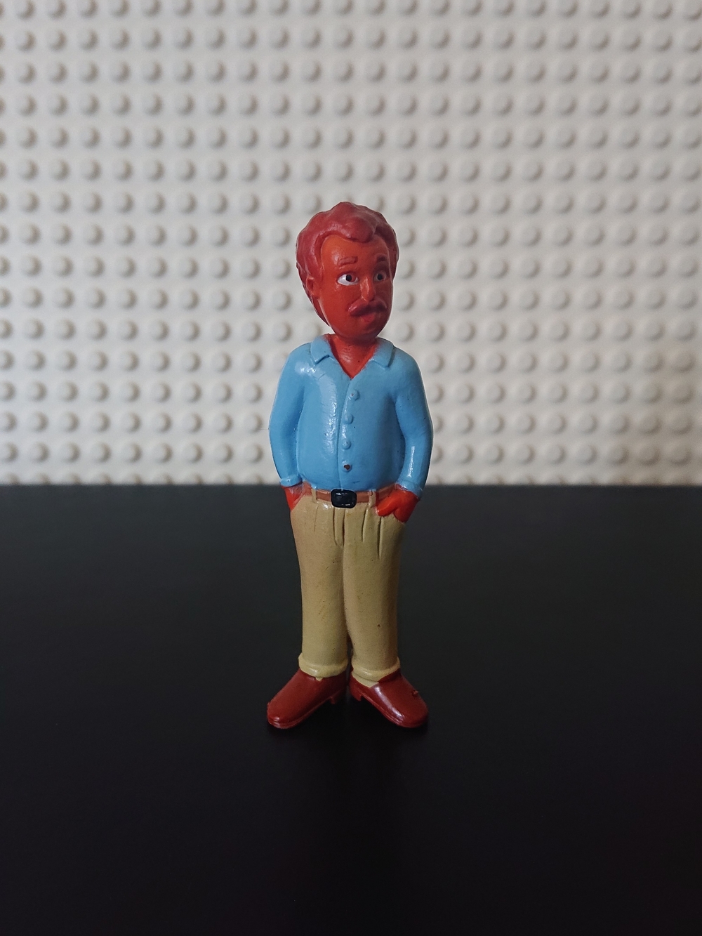 Viacom Dora The Explorer - Cole Marquez  3" Standing Mini Figure - Dora's Dad